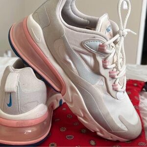 Nike Women's Cream and Pink Sneakers